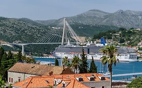 Apartment Marina View